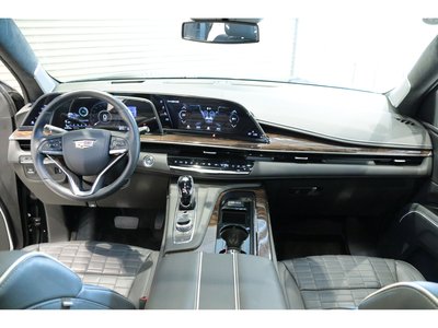 2024 Cadillac ESCALADE photo 3