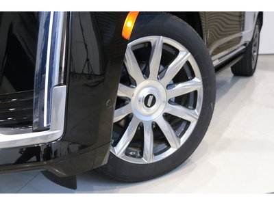 2024 Cadillac ESCALADE photo 4