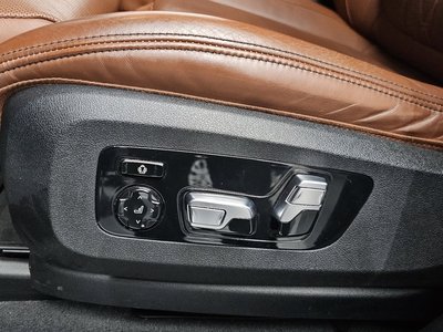 2021 BMW X7 — миниатюра 31