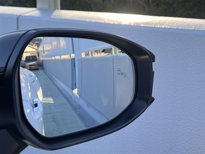 TOYOTA CROWN SPORT - 3