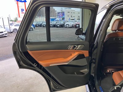 2025 BMW X5 — миниатюра 64