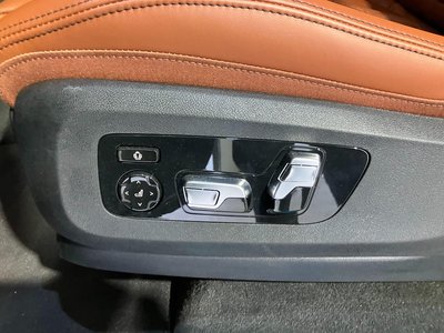 2025 BMW X5 — миниатюра 33