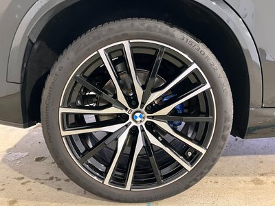 2025 BMW X5 — миниатюра 25