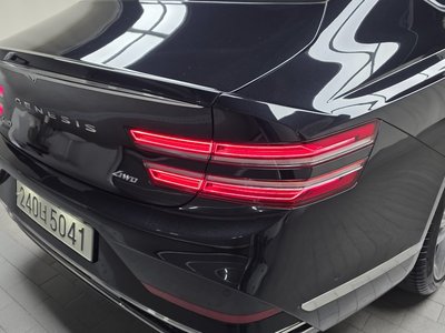 GENESIS G80 (RG3) - 10