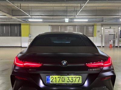 BMW 8 SERIES - 4