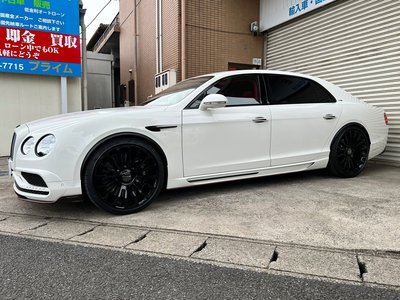 BENTLEY FLYING SPUR - 9