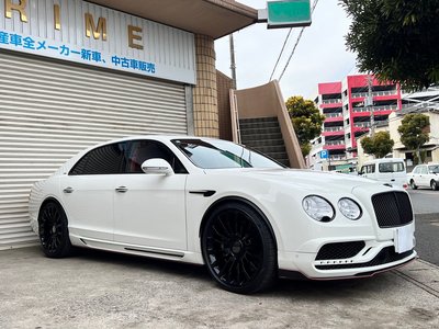 BENTLEY FLYING SPUR - 10