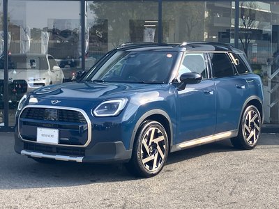 MINI MINI COUNTRYMAN - 1