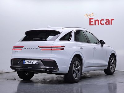 2025 Genesis GV70 照片 2