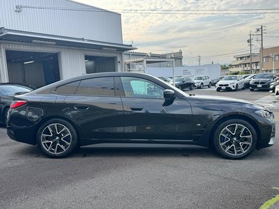 BMW I4 - 4