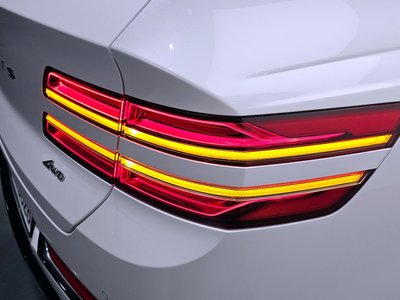 GENESIS GV80 - 10
