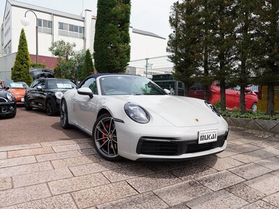 PORSCHE 911 CABRIOLET