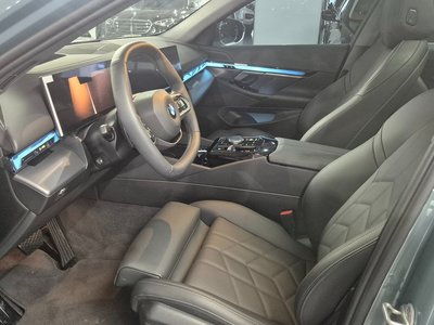 2025 BMW 5 SERIES 缩略图 11