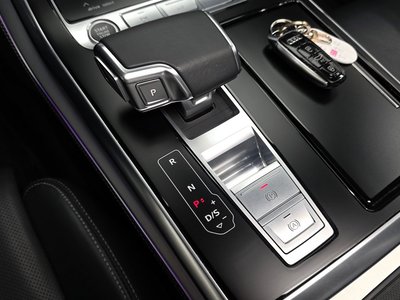 صورة مصغرة 12 لـ 2021 AUDI Q8