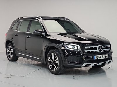 صورة 4 لـ 2023 Mercedes-BENZ GLB