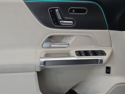 صورة مصغرة 18 لـ 2023 Mercedes-BENZ GLB