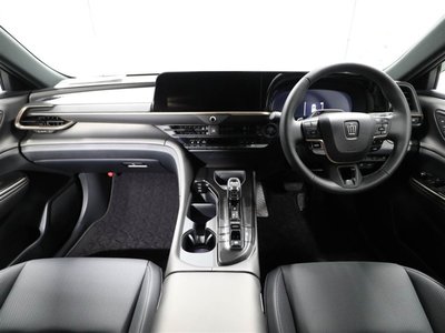 صورة 18 لـ 2026 Toyota CROWN ESTATE
