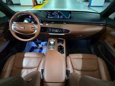2022 Genesis GV70 thumbnail 15