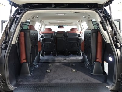 2017 Lexus LX — миниатюра 30