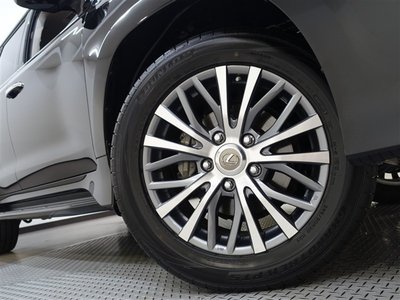 2017 Lexus LX — миниатюра 33