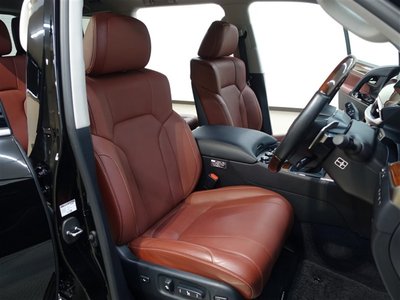 2017 Lexus LX — миниатюра 27