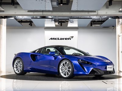 MCLAREN ARTURA SPIDER - 9