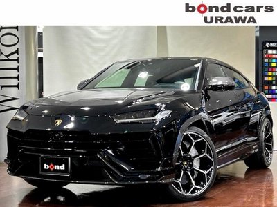 LAMBORGHINI URUS - 1