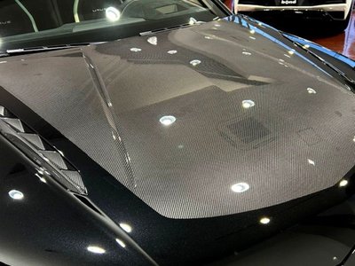 LAMBORGHINI URUS - 3