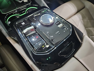 BMW 5 SERIES - 9