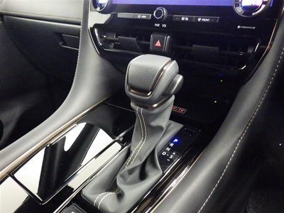 2023 Toyota ALPHARD — фото 9