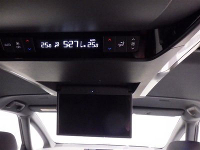 2023 Toyota ALPHARD — миниатюра 17