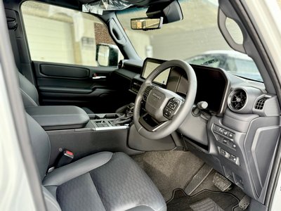 TOYOTA LAND CRUISER - 6