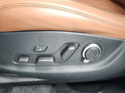 2021 Genesis GV70 — миниатюра 31