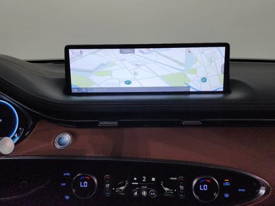 2021 Genesis GV70 — миниатюра 18