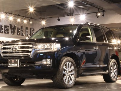 2015 Toyota LAND CRUISER 200 照片 3