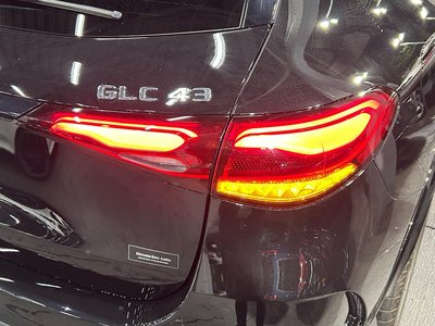 MERCEDES-BENZ GLC AMG - 10