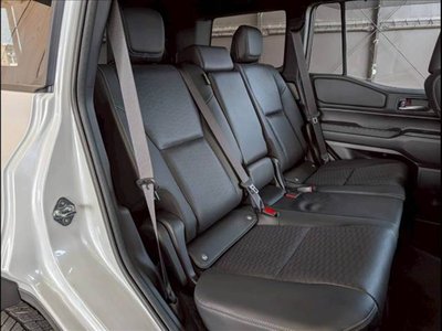 TOYOTA LAND CRUISER 250 - 6