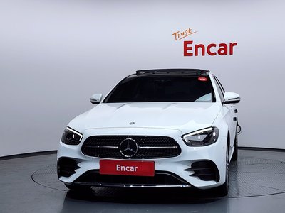 MERCEDES-BENZ E-CLASS - 2