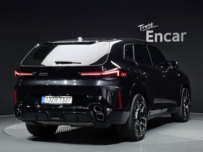 2024 BMW XM photo 3
