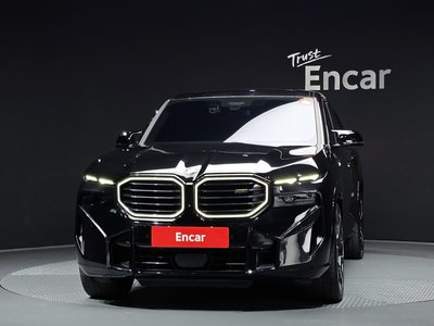 2024 BMW XM photo 2