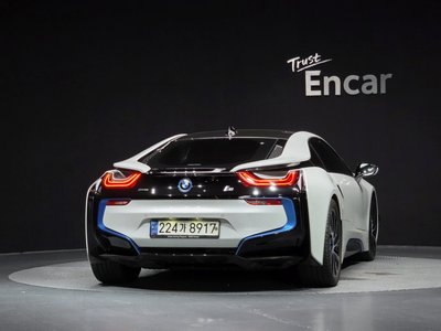 صورة 4 لـ 2016 BMW I8