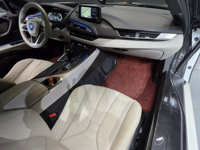 صورة 5 لـ 2016 BMW I8
