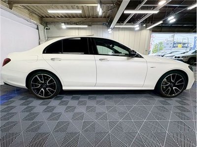 MERCEDES-BENZ E-CLASS AMG - 6