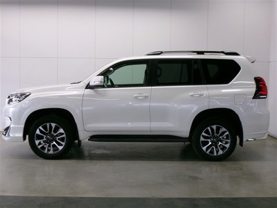 TOYOTA LAND CRUISER PRADO - 3
