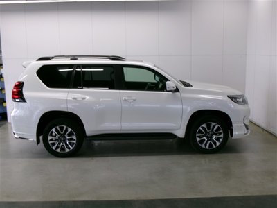 TOYOTA LAND CRUISER PRADO - 6
