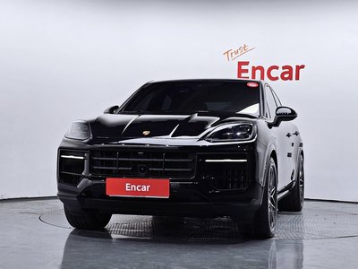 2024 Porsche CAYENNE 照片 2