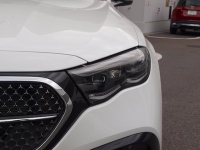 MERCEDES-BENZ E-CLASS WAGON - 4