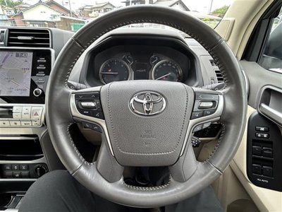 TOYOTA LAND CRUISER - 3