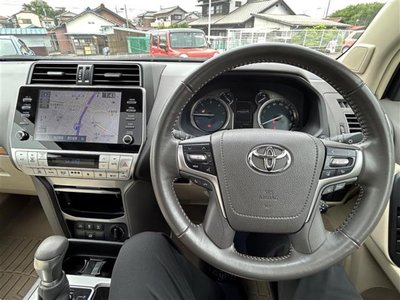 TOYOTA LAND CRUISER - 2