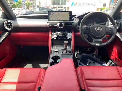 2021 Lexus IS — миниатюра 2